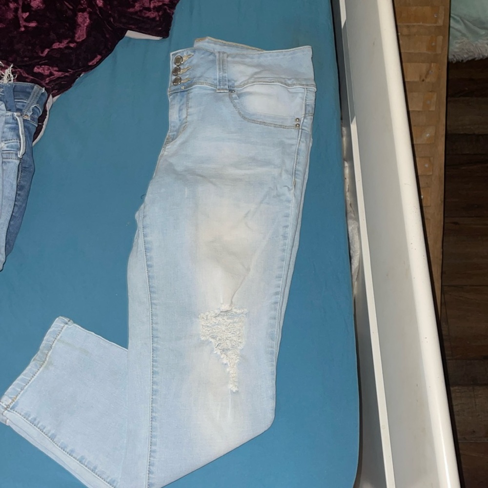 jeans